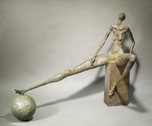 Sculpture, Avant-gardism - Girl with ball    
